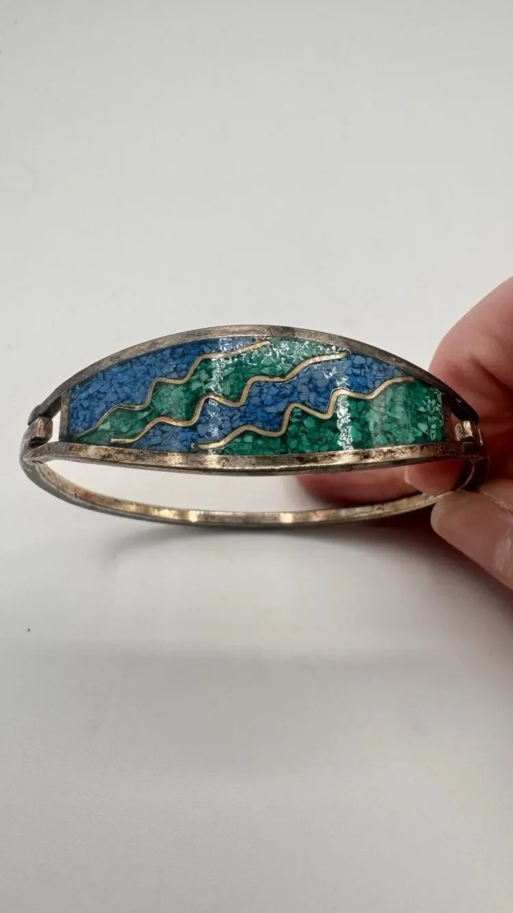 Vintage Alpacha Size 7Chipped Turquoise Mexico Sterling Silver Woman's Bracelet